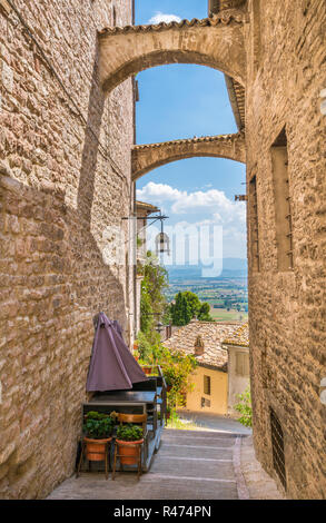 Ein malerischer Anblick in Assisi. Provinz Perugia, Umbrien, Italien. Stockfoto