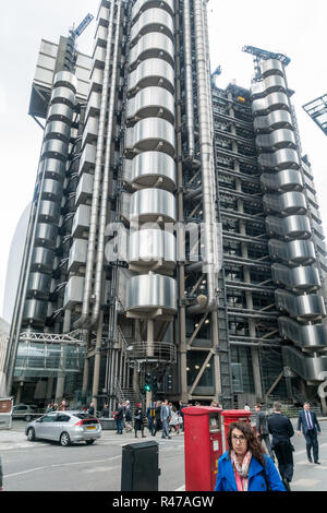 Bowellism Architektur, iconic London Wolkenkratzer, Inside-Out Gebäude, Versicherung, Londoner Finanzviertel, London Uk, Loyds Gebäude, Loyd Gebäude, die Leadenhall Building Stockfoto