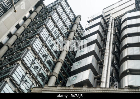 Bowellism Architektur, iconic London Wolkenkratzer, Inside-Out Gebäude, Versicherung, Londoner Finanzviertel, London Uk, Loyds Gebäude, Loyd Gebäude, die Leadenhall Building Stockfoto