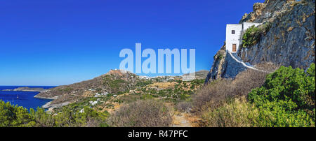 Saint John auf der Klippe Kloster in der Nähe Kapsali Dorf in Kythira Island, Griechenland. Stockfoto