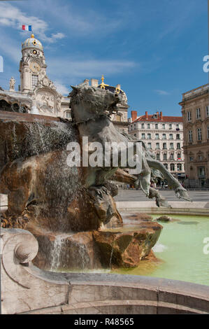 Der Brunnen der Bartholdi in place des terraux Stockfoto