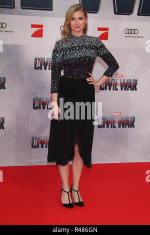 Emily Van Camp, Premiere First Avenger Bürgerkrieg, Sony Center Berlin, 21.04.2016 Stockfoto