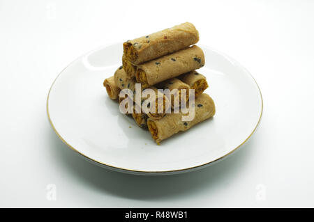 Thai gerollt Wafer auf Teller stapeln Stockfoto