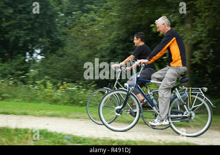 Radfahren Senioren Stockfoto