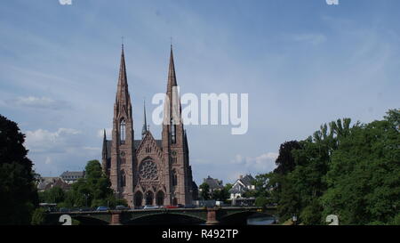 Saint Kathedrale in Straßburg, hohen und Alten Stockfoto