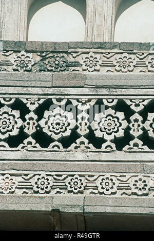 Qutb Shahi Gräber in der Nähe von Golconda Fort, Hyderabad, Andhra Pradesh, Indien, Asien Stockfoto