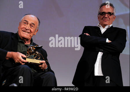 Datei Bilder. Italien. Venezia, Italia. 09 Sep, 2011. © Gian Mattia D'Alberto italienische Regisseur Bernardo Bertolucci stirbt im Alter von 77, Italien. Credit: LaPresse/Alamy leben Nachrichten Stockfoto