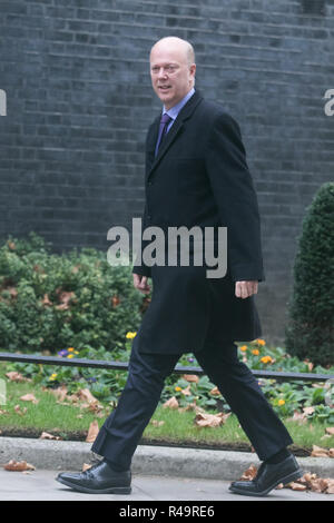 London, Großbritannien. 26. November 2018. Chris Grayling MP Staatssekretär für Verkehr, kommt an der Downing Street Credit: Amer ghazzal/Alamy leben Nachrichten Stockfoto