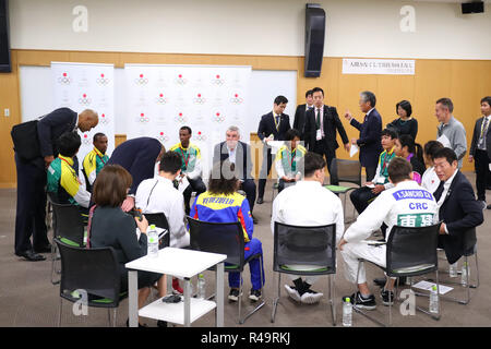 IOC Thomas Bach, 25. November 2018: Internationale Olympische Komitee Präsident Thomas Bach besucht die Ajinomoto National Training Center in Tokio, Japan. Credit: YUTAKA/LBA SPORT/Alamy leben Nachrichten Stockfoto