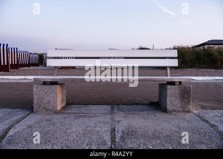 Bank, auf Norderney. Stockfoto