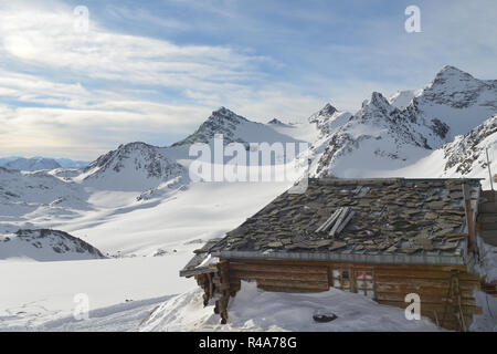 Winter Berge wunderschöne Panoramasicht auf frisch schneebedeckten Alpen Französisch Stockfoto