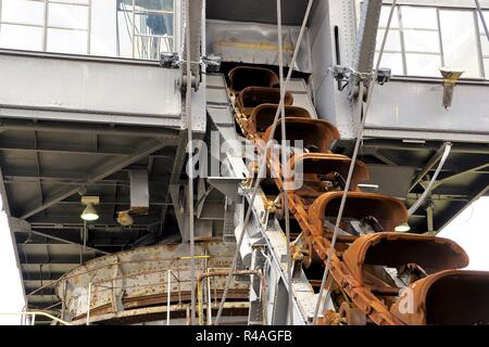 Detail einer Braunkohle Bagger im stillgelegten Tagebau Ferropolis Stockfoto