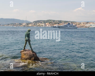 Bronze Meerjungfrau kamen am Port Canto in Cannes, an der Französischen Riviera. Stockfoto