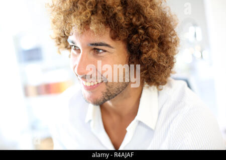 Portrait von Stattlichen gemischt - lief man Stockfoto