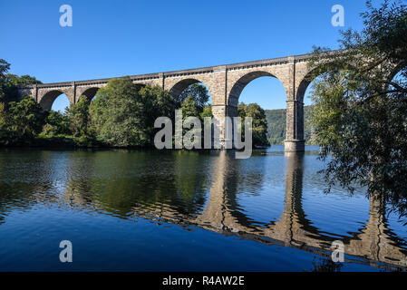 Viadukt, Eisenbahnbrücke, Ruhr, Herdecke, Dortmund, Nordrhein-Westfalen, Deutschland Stockfoto