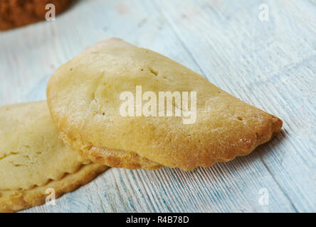 Welsh Oggie, Walisisch, Küche, traditionelle Cornish pasty über Welsh Lamb und Lauch, Britische Traditionelle verschiedene Gerichte, Ansicht von oben. Stockfoto