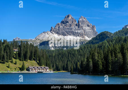 Die Alpinen See Misurina in den Dolomiten, Alpen. Stockfoto