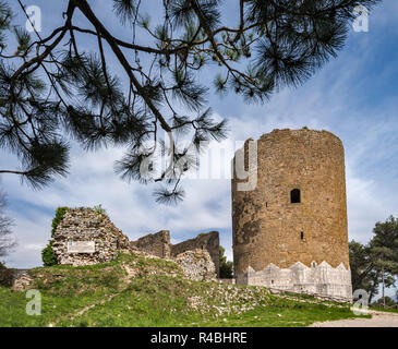 Mittelalterliche Burgruine in Casertavecchia, Kampanien, Italien Stockfoto