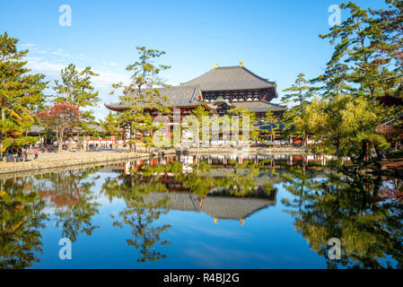 Main Gate und Großen Buddha Hall des todaiji in Nara Stockfoto