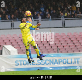 Neapel, Italien. 25 Nov, 2018. Neapel, Kampanien, Italien, 2018-11-25, italienische Serie A SSC Neapel - SC Chievo Verona. in Bildern Ergebnis SSC Napoli 0:0 SC Chievo Verona Credit: Fabio Sasso/Pacific Press/Alamy leben Nachrichten Stockfoto