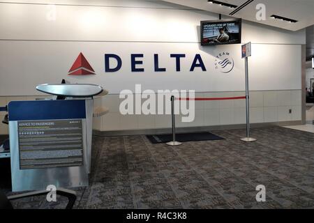 Leere Tor in internationalen Flughafen Hartsfield-Jackson Atlanta, Atlanta, Georgia, USA. Stockfoto