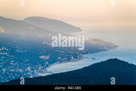 Blick vom Berg Ai-Petri von Jalta auf der Krim Stockfoto