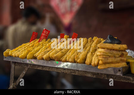 Lecker essen, Mix Gemüse pakoras, Brot pakoda. Indien. Stockfoto