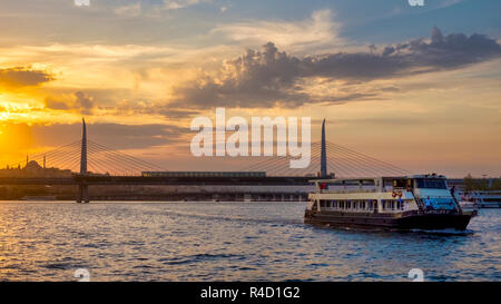 Blick auf den Bosporus, Istanbul, Türkei Stockfoto