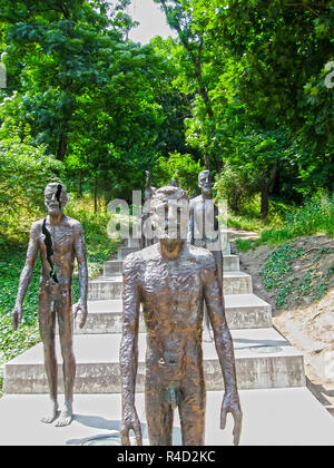 Prag, Tschechische Republik - 26. Juni 2010: Denkmal für die Opfer des Kommunismus. Eine Reihe Statuen in den im Speicher der kommunistischen Herrschaft in der Periode 1948-1989. Stockfoto