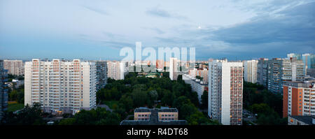 Große Sommer panorama Sonnenuntergang über der Stadt Moskau Russland Stockfoto