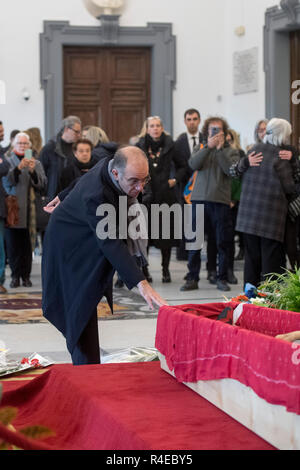 Foto Fabrizio Corradetti/LaPresse 27 Novembre 2018 Roma, Italia Cronaca Campidoglio Sala Protomoteca Kamera ardente di Bernando Bertolucci Nella Foto: Giuseppe Tornatore Foto Fabrizio Corradetti/LaPresse February 27th, 2018 Rom, Italien Campidoglio Sala Protomoteca, brennende Zimmer von Bernardo Bertolucci in der Foto: Giuseppe Tornatore Stockfoto