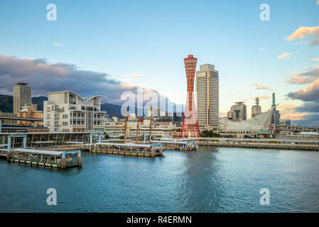 Skyline von Hafen von Kobe in Osaka, Japan Stockfoto