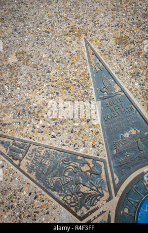 Endpunkt des South West Coast Path, lange Entfernung zu Fuß von Minehead zu Poole Stockfoto