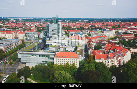 Schöne super Weitwinkel- Sommer Luftaufnahme von Hannover, Deutschland, Niedersachsen, von der Aussichtsplattform des Neuen Rathaus gesehen, Hannover Stockfoto