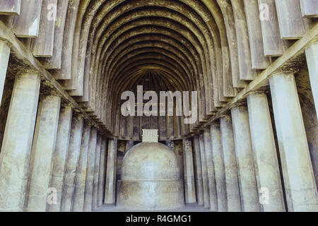 Innenraum der Chaitya Hall, Karla Höhlen, Pune, Maharashtra, Indien, Asien Stockfoto