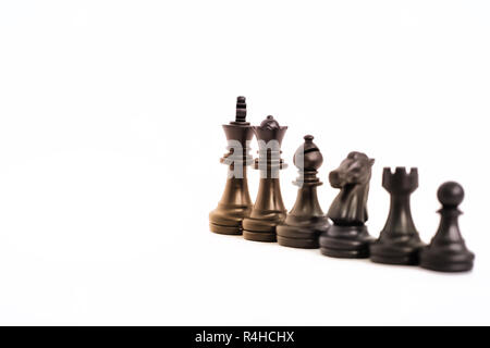 Bild von Schach schwarze Bauern. Auf den weißen Hintergrund isoliert. Stockfoto