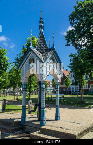 Nordfriesland, Friedrichs Stadt gut kleines Haus am Markt, Friedrichstadt, Brunnenhäuschen auf dem Markt Stockfoto