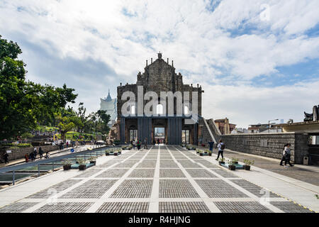 Rückansicht der Ruinen von St. Paul's Cathedral, Teil des Weltkulturerbes der UNESCO von Macau. Macau, Januar 2018 Stockfoto