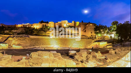 Römische Theater und die Festung Alcazaba in Malaga Stockfoto