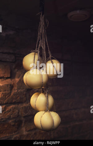 Heimischen Käse Reifung hergestellt Stockfoto