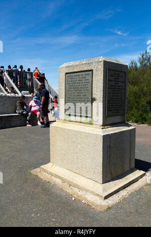 Die marconi Denkmal an den Nadeln Sehenswürdigkeiten Attraktion Park auf der Isle of Wight, Großbritannien. (98) Stockfoto