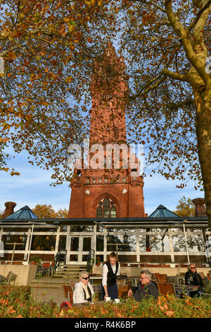 Biergarten, Grunewaldturm, Grunewald, Berlin, Deutschland, Biergarten, Deutschland Stockfoto