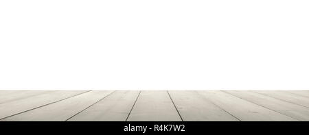 Weiß Holzbohlen als Tisch oder Boden in der Perspektive, isoliert auf Weiss. Stockfoto