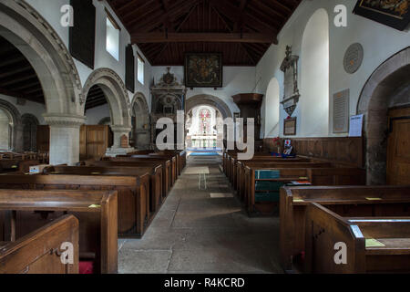 Tissington, Derbyshire, UK: Oktober 2018: St Marys Kirche Stockfoto