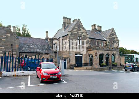 Durham Hauptbahnhof auf der East Coast Mainline südlich von Newcastle im Nordosten Englands Stockfoto