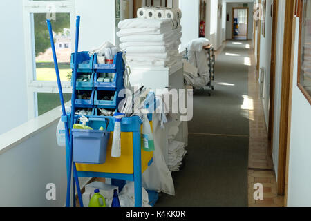 Hotel Reinigungsgeräte in einem Spanischen Hotel. Stockfoto