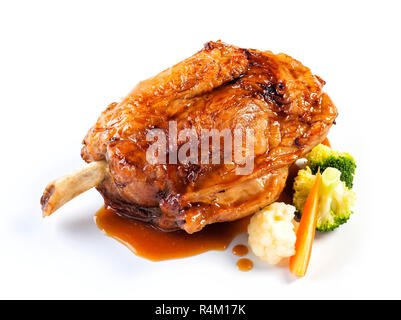 Ham Hock, Schinken Achsschenkel, eisbein. Geröstet. Auf weiß isoliert. Stockfoto
