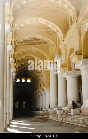 23. Februar 2018 Madurai, Indien. Thirumalai Nayak Palast indische Architektur Stockfoto