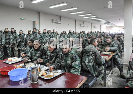 Kabul Kabul/Afghanistan - ca. 2008: Die Kabul militärischen Training Center ist ein Basic Training Center für die afghanischen Streitkräfte. Stockfoto