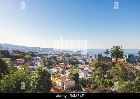 Luftaufnahme von Valparaiso von Cerro Florida Hill - Valparaiso, Chile Stockfoto